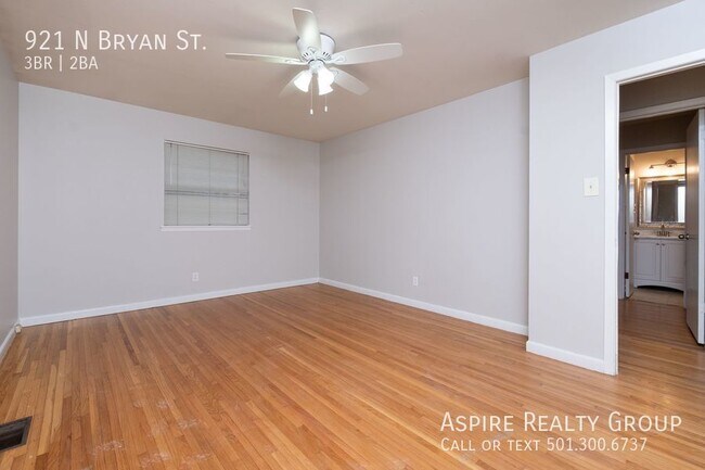 Building Photo - Updated 3 bedroom Home in Midtown
