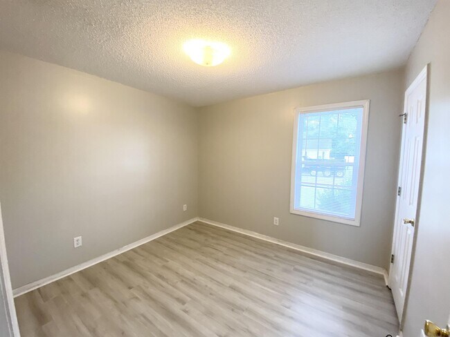 Building Photo - 229 Olive Branch Blvd