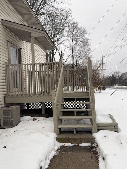 Building Photo - 11898 Tulip St NW