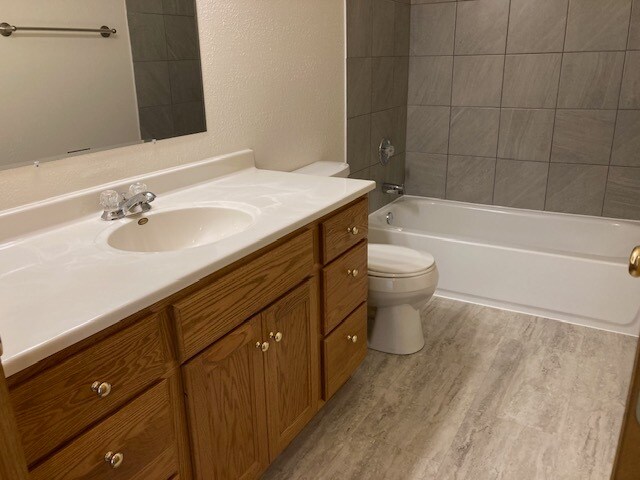 Building Photo - 1707 Western Ave