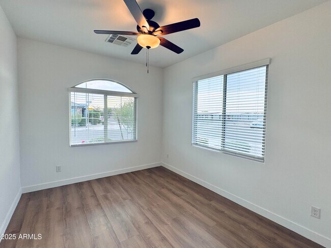 Building Photo - 3729 S 64th Dr