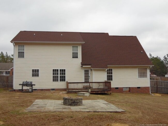 Building Photo - 113 Blue Water Dr