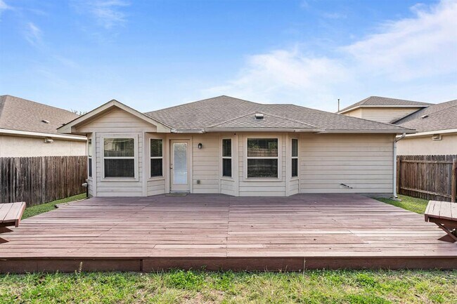 Building Photo - 180 Fletcher Bend