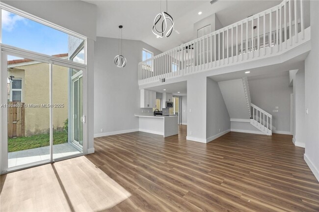 Building Photo - 3835 Lombardy St