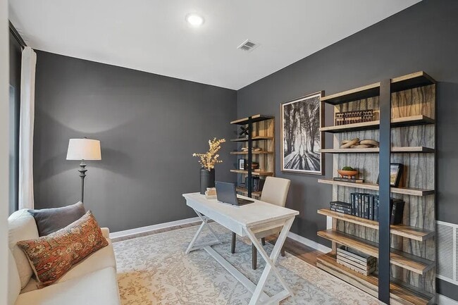 Building Photo - 132 Reformation Dr