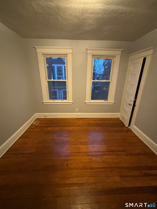 Building Photo - 130 Wilson St