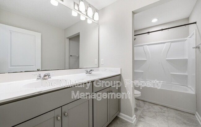 Building Photo - 253 Clarys Run