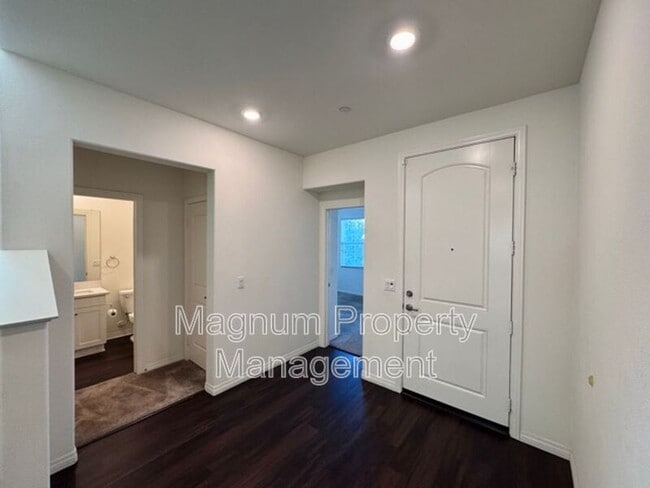 Building Photo - 29330 Morro Dr