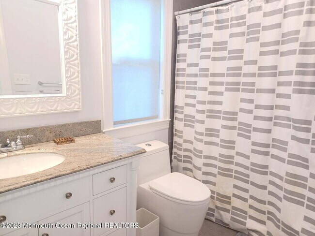 Building Photo - 241 Woodcrest Rd