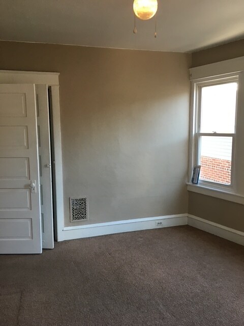 Building Photo - 359 W Chester Pike