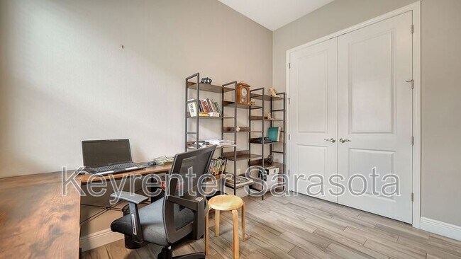 Building Photo - 6325 Rivo Lks Blvd