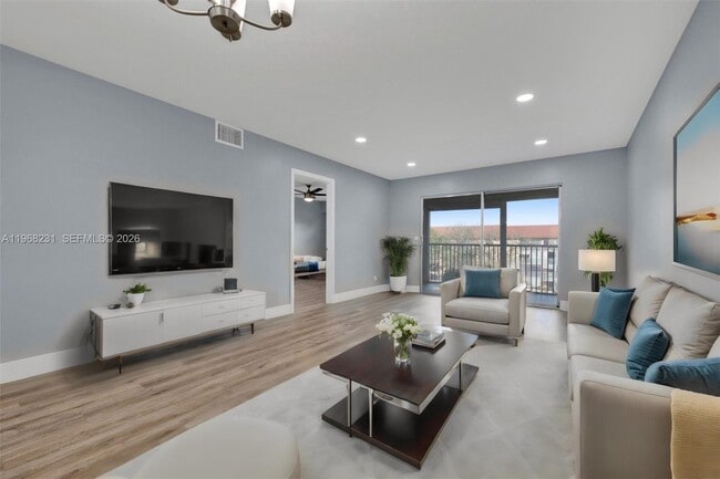 Building Photo - 1351 SW 125th Ave