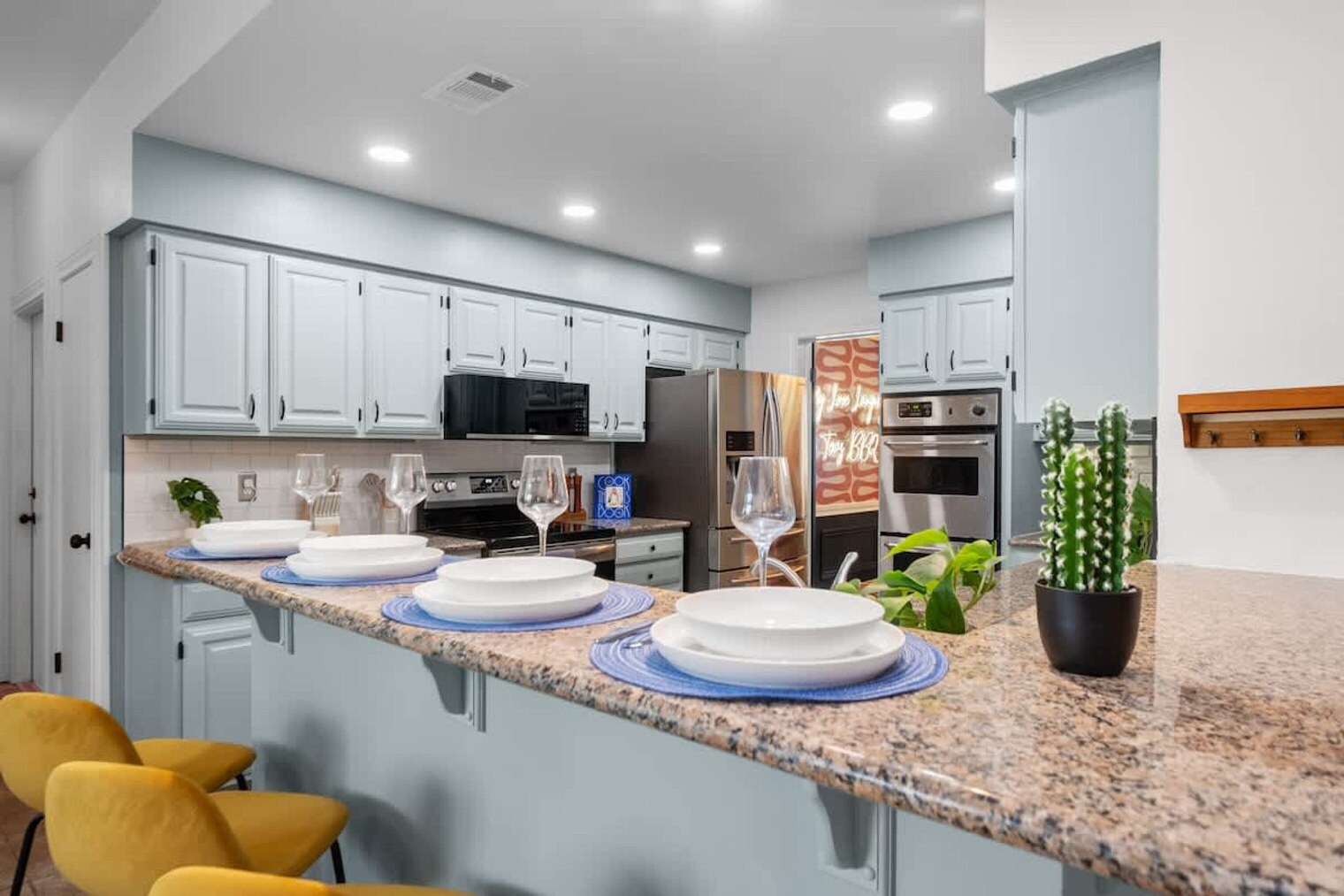 Building Photo - 13702 Yellow Oak Cir