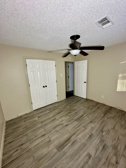Guest Bedroom - 500 N 46th St