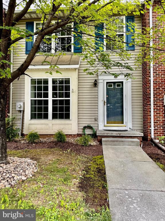 Primary Photo - 403 Chatham Square