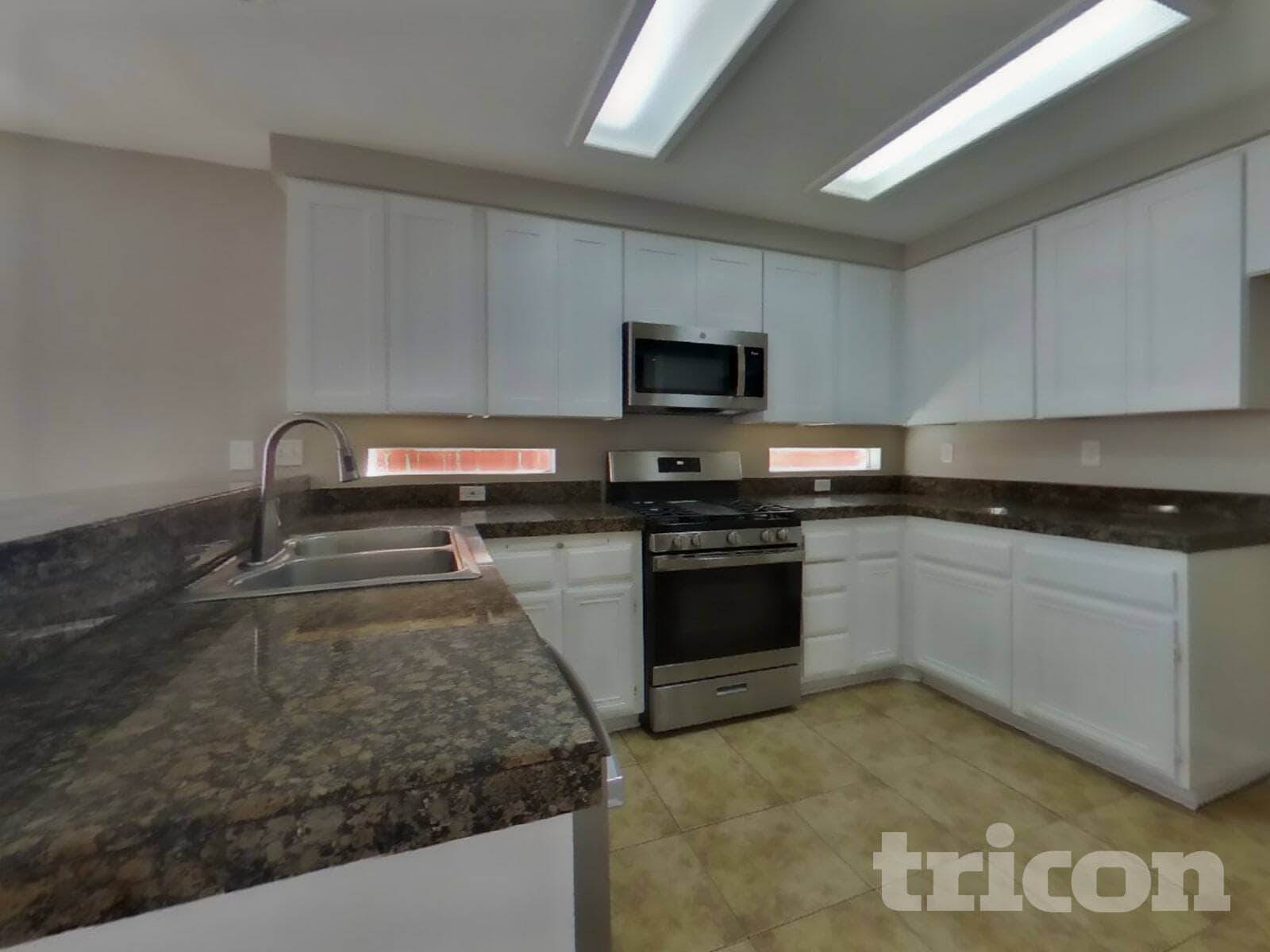 Building Photo - 25172 Omaha Dr