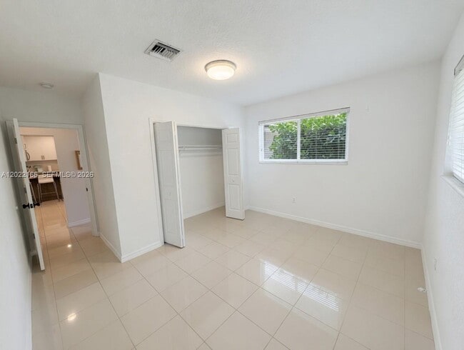 Building Photo - 5314 Orduna Dr
