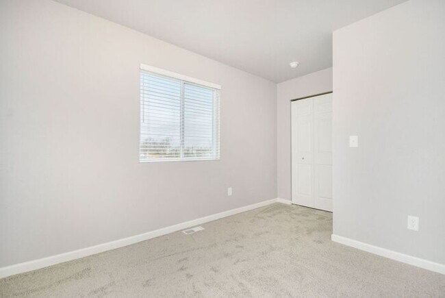 Building Photo - 1638 Garfield