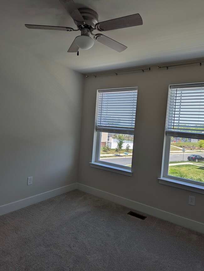 Building Photo - 2942 Bridgewater Dr