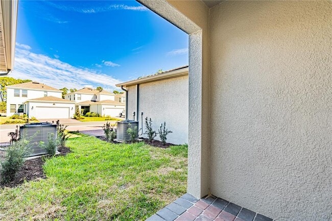 Building Photo - 16599 Barbours Crk Wy