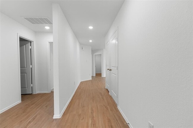 Building Photo - 4607 Sterling Pr Trl
