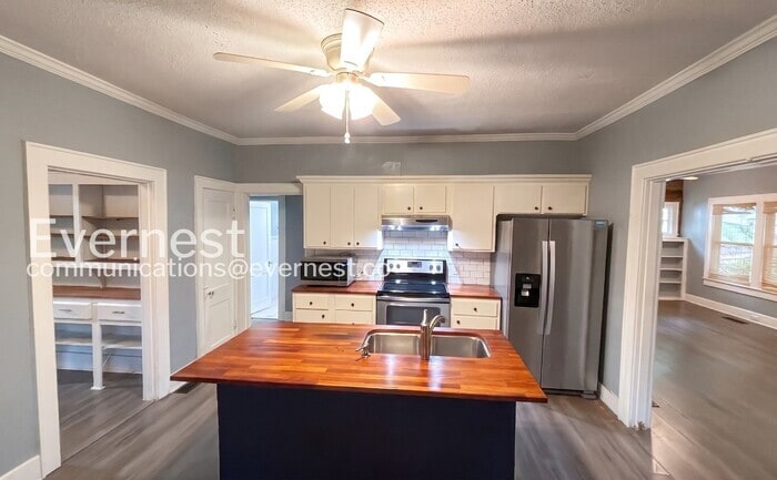 Building Photo - 3617 Monte Vista Dr