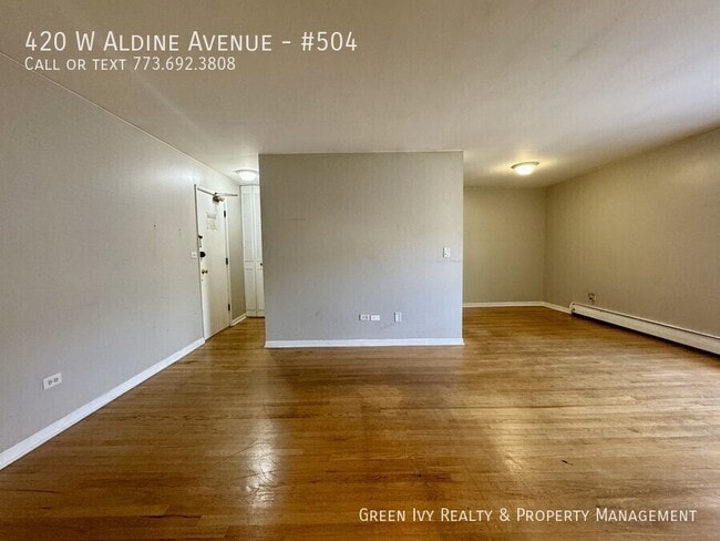 Building Photo - 420 W Aldine Ave