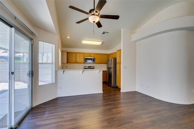 Building Photo - 8216 Ogee Dr