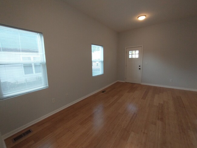 Living room/front door - 1667 Bellemeade Ave