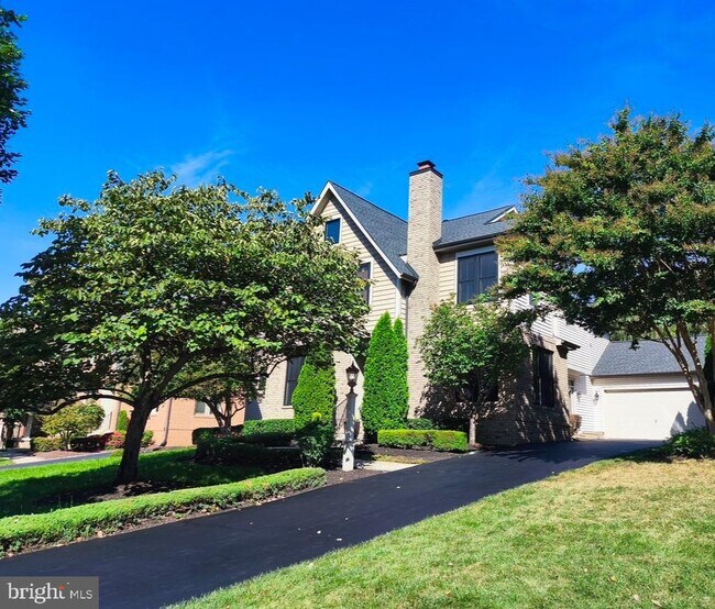 Building Photo - 42274 Winter Haven Dr