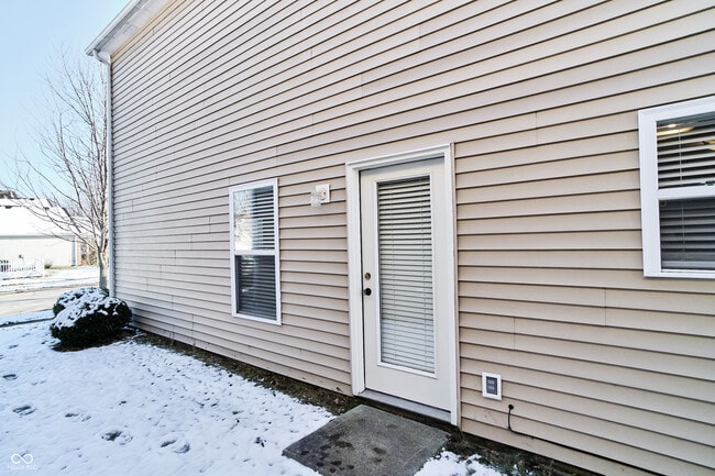 Building Photo - 14169 Clapboard Dr