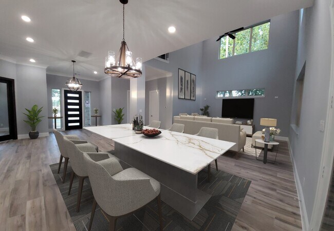 Building Photo - 9729 Neuens Rd