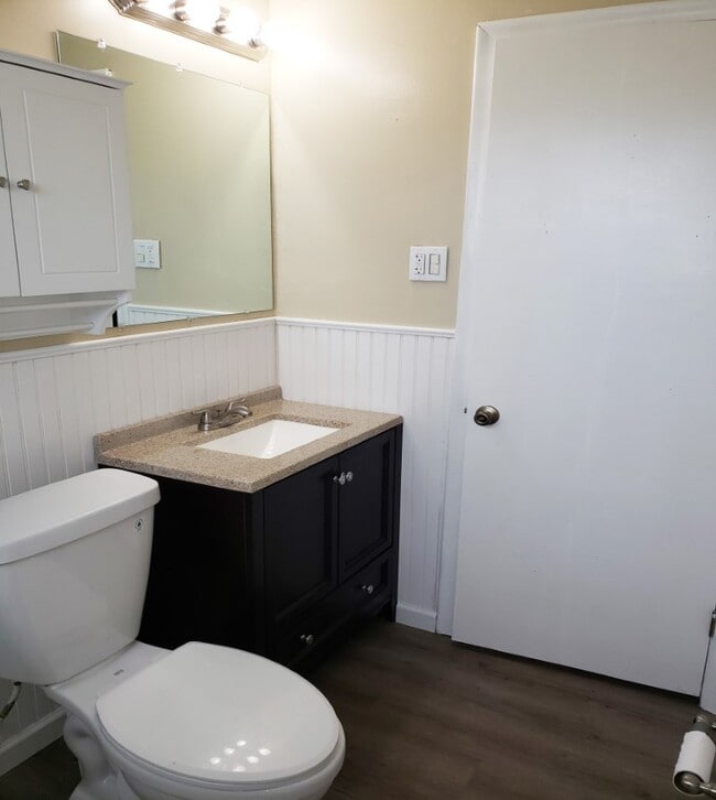 Building Photo - 2803 Normandy Rd