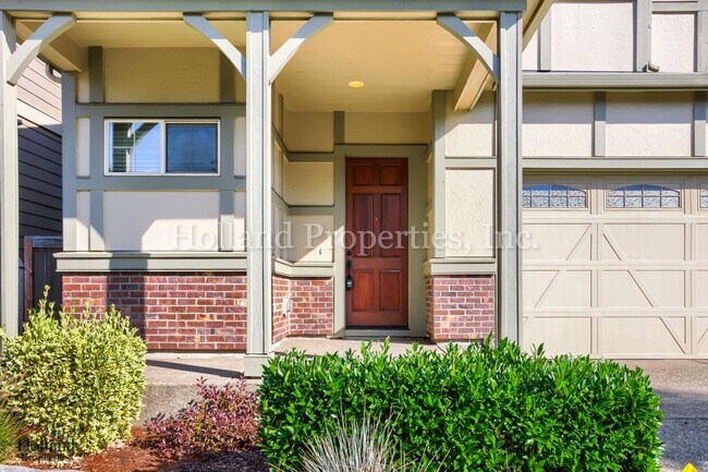 Building Photo - 17435 SW Forest Hollow St