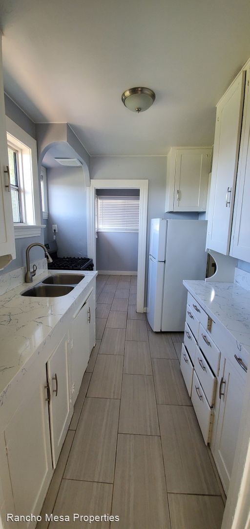 Building Photo - 1 br, 1 bath House - 4006 Delta Street