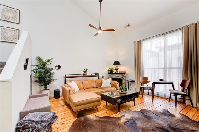 Building Photo - 241 Maynard Terrace SE