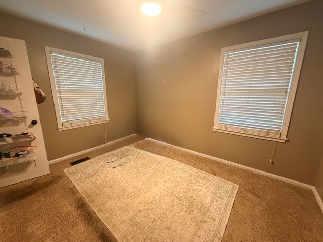 Building Photo - 400 Woodvale Ln