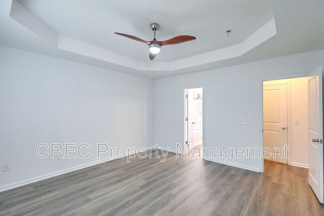 Building Photo - 459 Green Park Ln