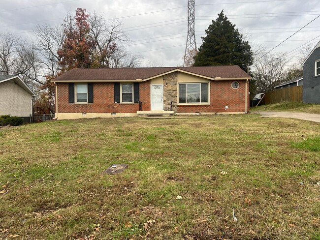 Primary Photo - Home for Rent in Goodlettsville