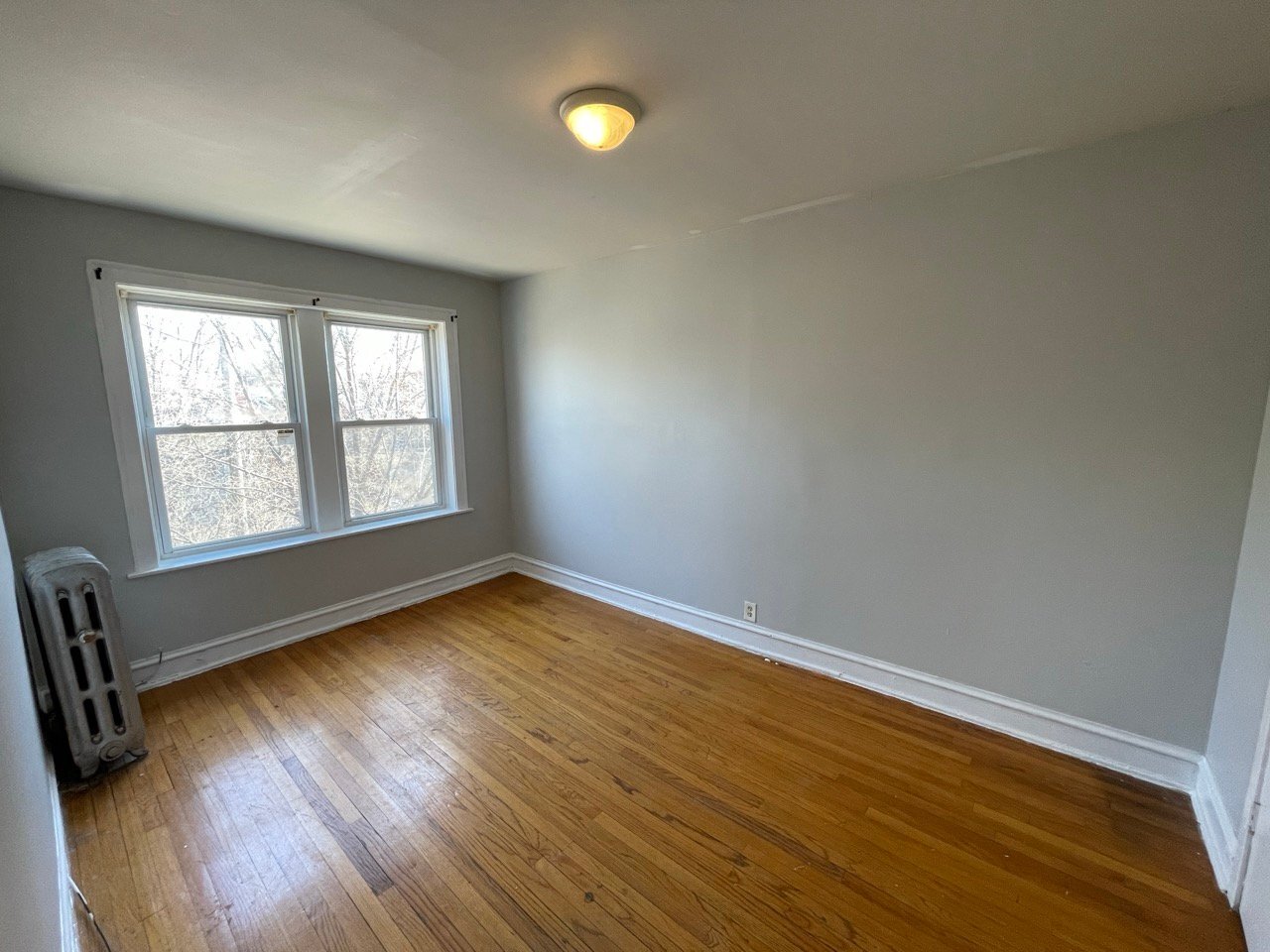 Building Photo - 7931 S Manistee Ave