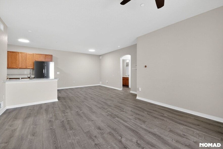 Building Photo - 7222 S Blackhawk St