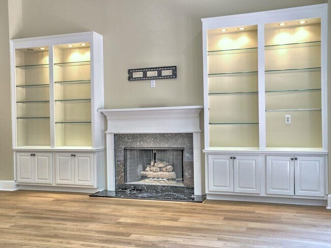 Building Photo - 3237 Waldwick Way SE