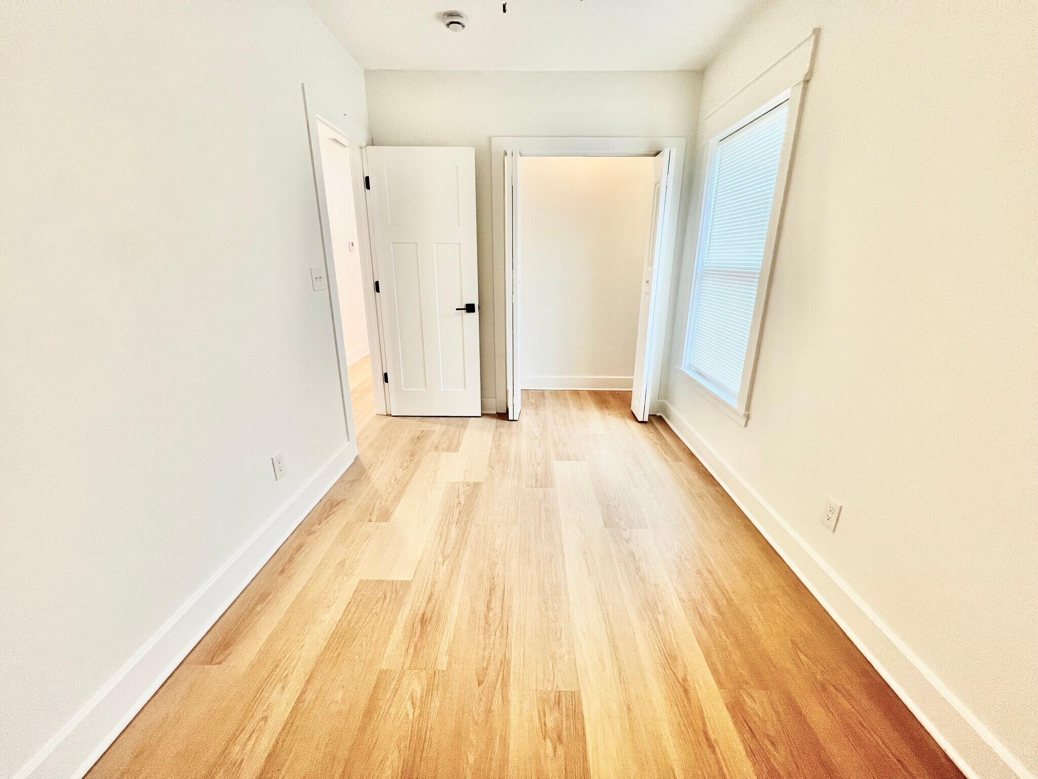 Bedroom - 2043 Adams St