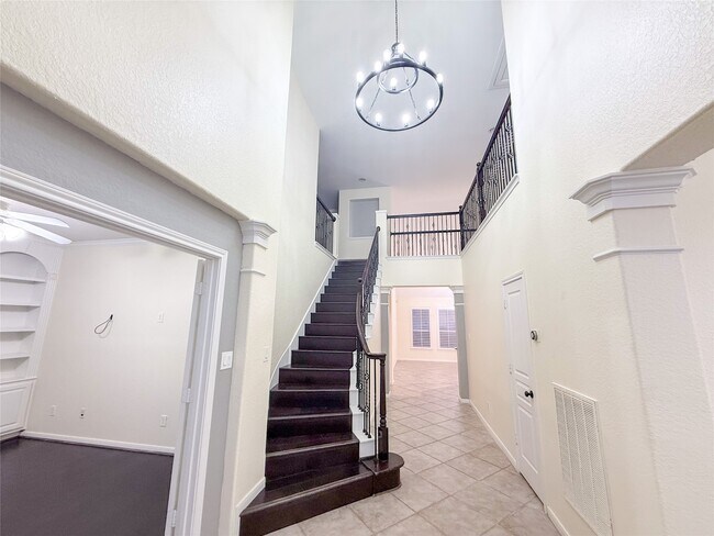 Building Photo - 79 W Shale Creek Cir