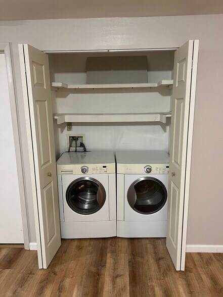 Laundry - 85 Snowberry Rd