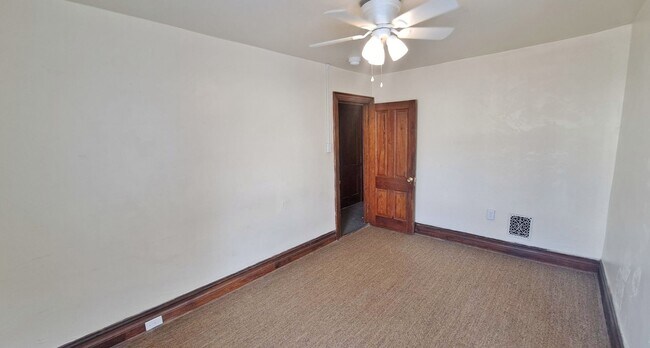 Building Photo - 233-235 Centennial Avenue