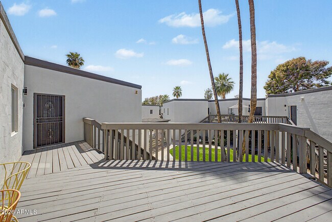 Building Photo - 6240 N 16th St