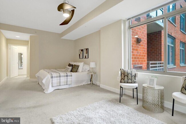 Building Photo - 3650 S Glebe Rd