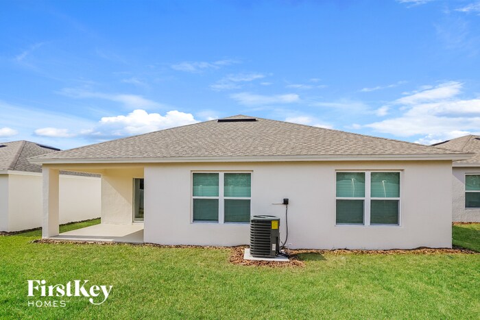 Building Photo - 413 Earhart Dr