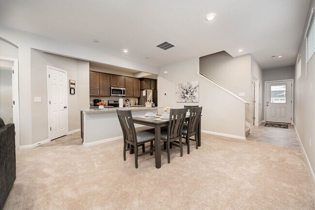 Building Photo - Newly Built Home in Lebanon - 4 Bedroom, 2.5 Bath